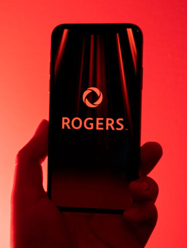 July 2022 Rogers outage blamed on human error and management. 35