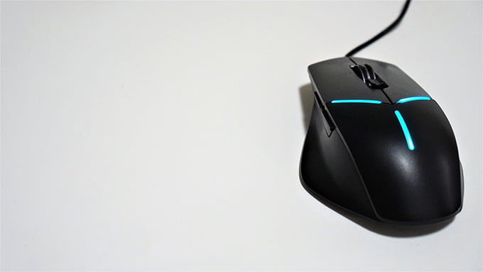 Alienware Advanced Gaming Mouse (AW558) Review 2