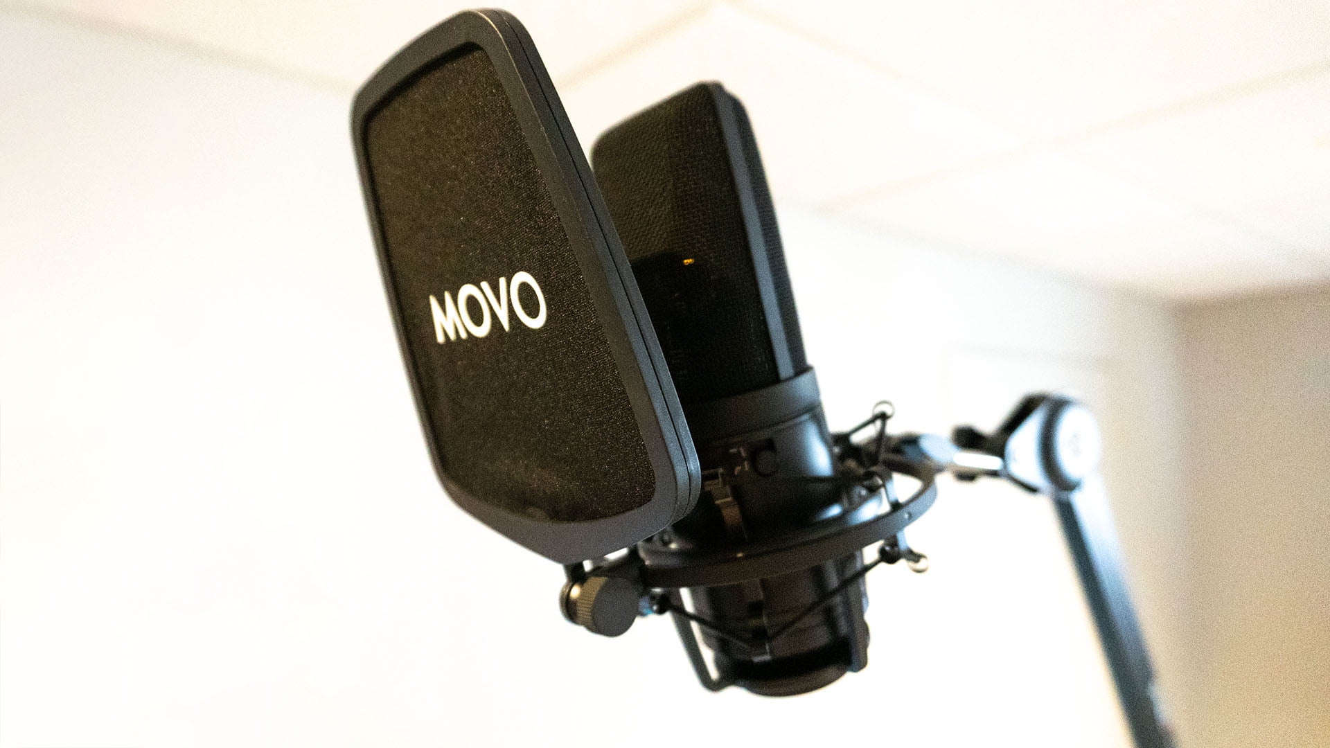 MOVO VSM-7 Large Diaphragm Multi-Pattern Studio XLR Condenser Microphone Review