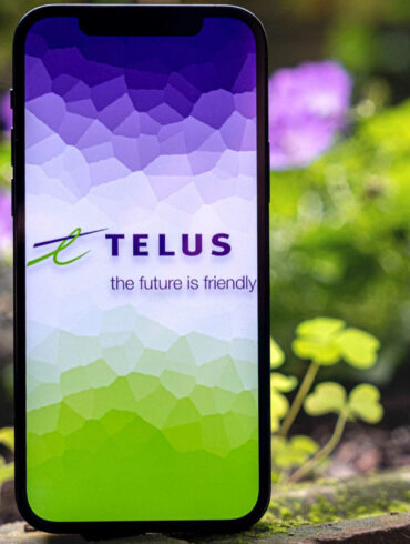 Telus investing $17B in BC for network, innovation. 36