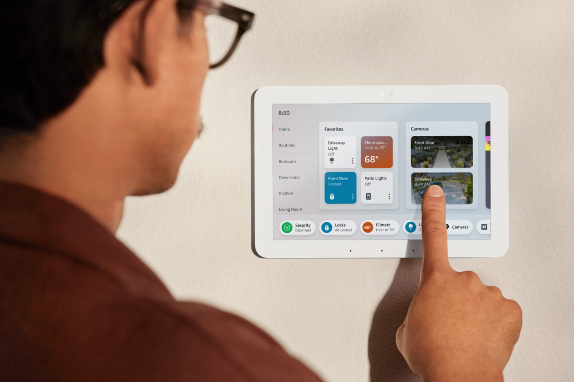 Amazon's Echo Hub Now on Sale in Canada at $239.99 33