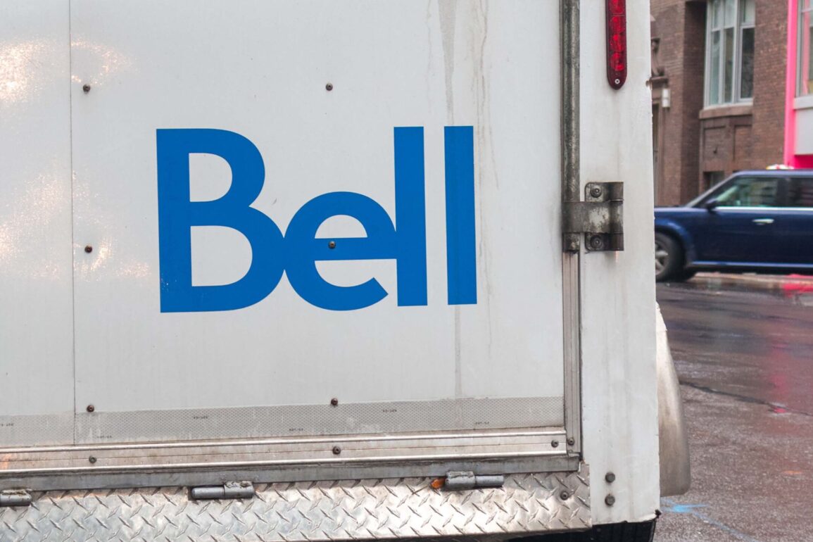Oshawa Customers Stranded by Days-Long Bell Outage Oshawa Customers Stranded by Days-Long Bell Outage 33