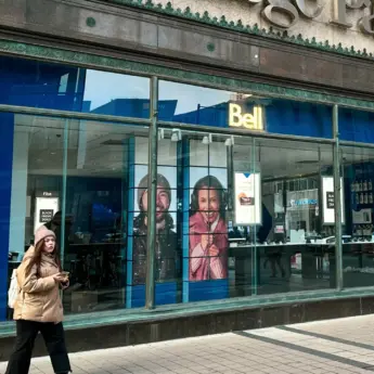 Bell Increases Mobile Rates by $6 Per Line for Customers 37