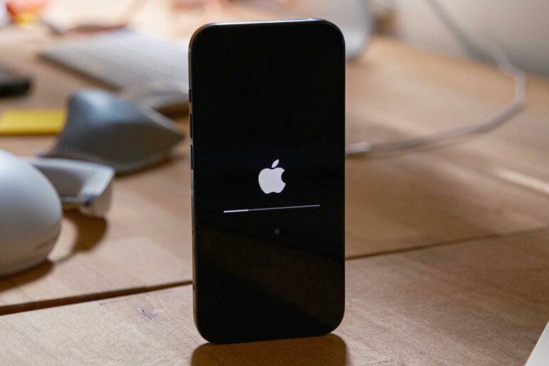 Apple offers 5 years of security updates in UK, confirmed 38