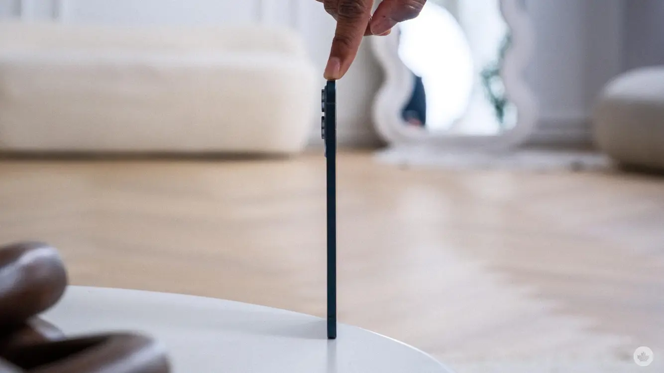 Sales of Slim Phones Decline as Apple and Samsung Reduce Production 33