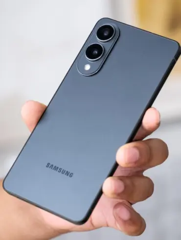 Samsung Galaxy S25 Edge Launches in Canada but No Review Yet 38