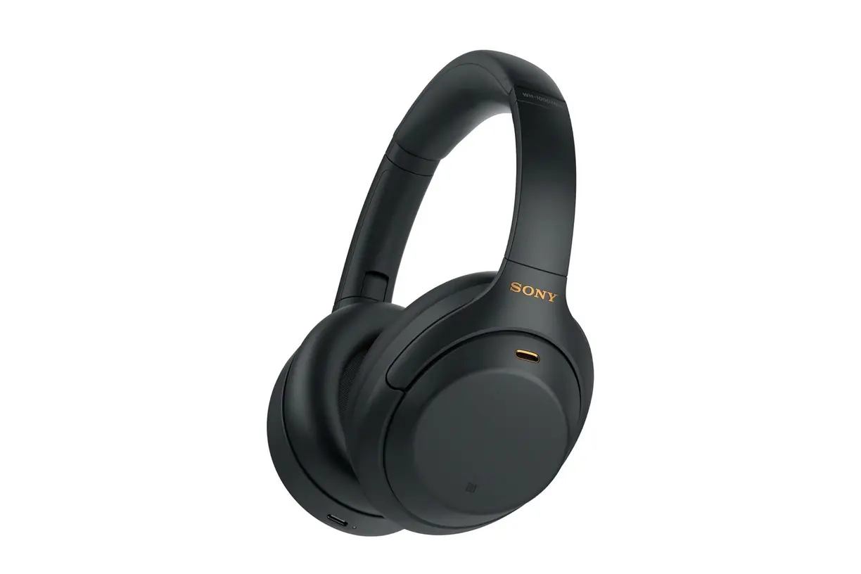 Forget Expensive AirPods—Amazon Is Offering Sony XM4 ANC Headphones at a Steal 33