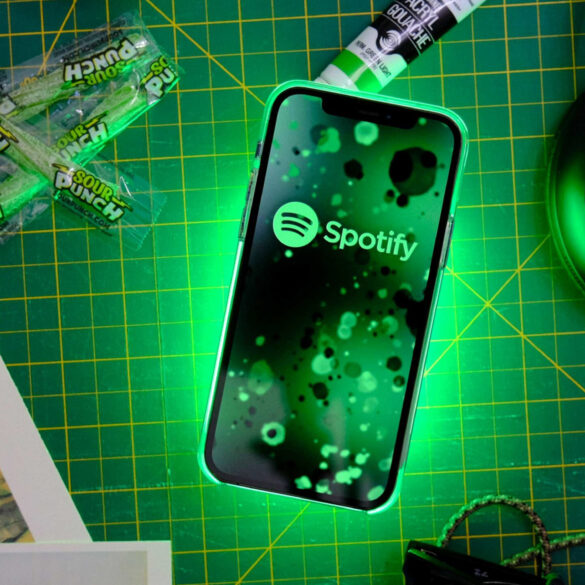 Spotify Eliminates Lyrics Feature for Users on Free Plan Spotify Eliminates Lyrics Feature for Users on Free Plan 34