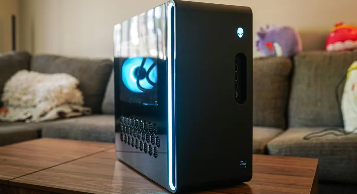 Score Up to $400 Off Dell Monitors Desktops Laptops and More 33