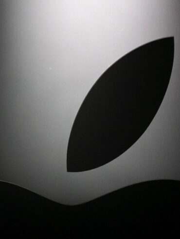 Report: Ontario Company Directed by Apple to Dismantle Hundreds of Thousands of Aging iPhones Report: Ontario Company Directed by Apple to Dismantle Hundreds of Thousands of Aging iPhones 36