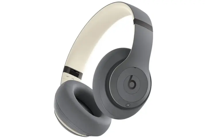 Amazon Takes a Bold Step Against Apple as Beats Studio Pro Drops Nearly 60% in Price Amazon Takes a Bold Step Against Apple as Beats Studio Pro Drops Nearly 60% in Price 38