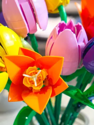 LEGO Botanicals Tulip Bouquet set