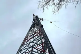Alberta Community Faces Weeks Without Cell Service After Tower Loss 11