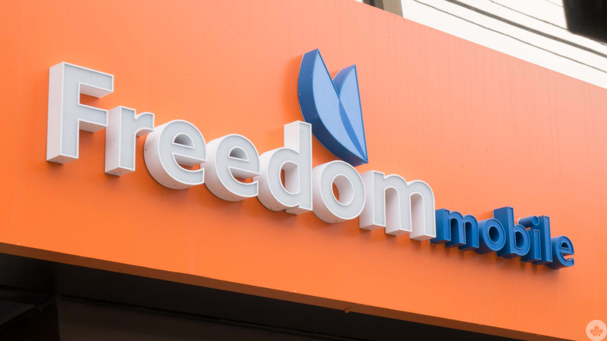Quebecor Dominates Canadian Phone Activations in First Quarter 32
