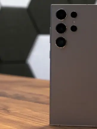 Samsung Phones Exposed to Data-Stealing Malware for Over a Year 42