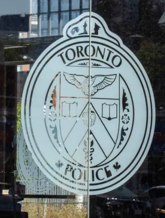 Toronto Police Launches Easy Access 877 Non-Emergency Hotline 41