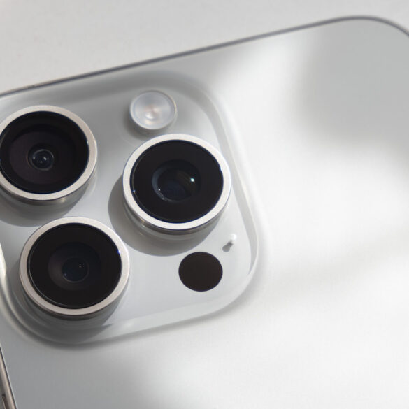 iPhone 16 Pro Max with 48MP primary & ultrawide cameras iPhone 16 Pro Max with 48MP primary & ultrawide cameras 33