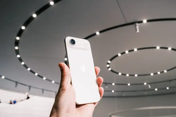 New Report Indicates Delay for Upcoming iPhone Air 38