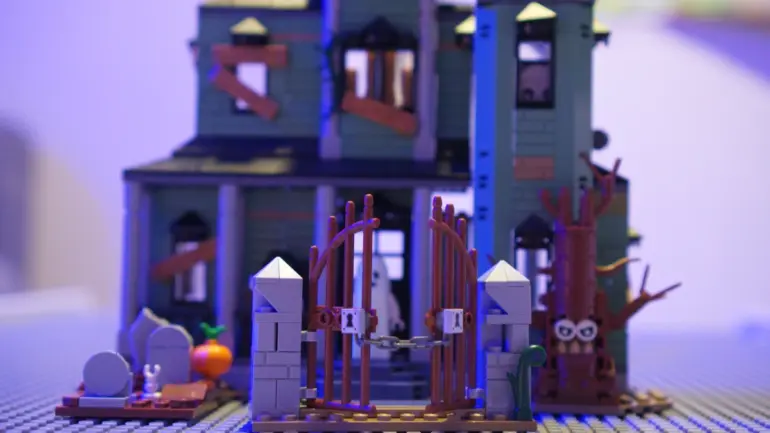 Deconstructing the Level Design of Iconic Horror Mansions Deconstructing the Level Design of Iconic Horror Mansions 38