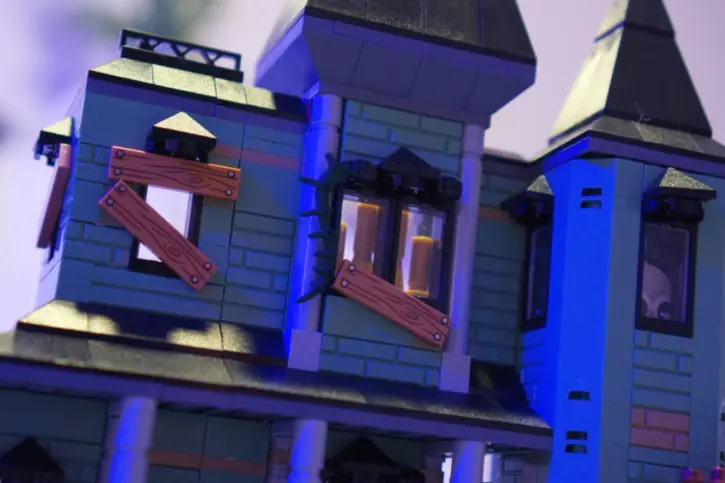 Deconstructing the Level Design of Iconic Horror Mansions 67