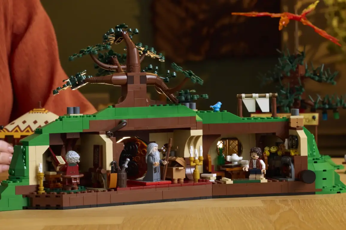 Discover the Enchantment of Middle-earth with LEGO's The Shire Set! 33