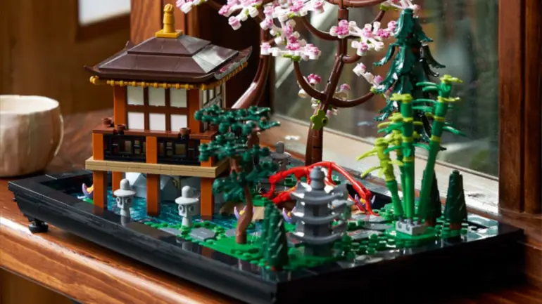 Level Up Your Battle Station: The 2026 Lunar New Year Desk Flex Guide 41