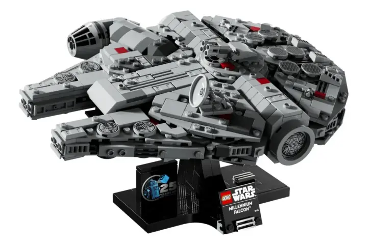 Amazon Discontinues LEGO Star Wars Sets, Millennium Falcon Now Selling for Pennies 38