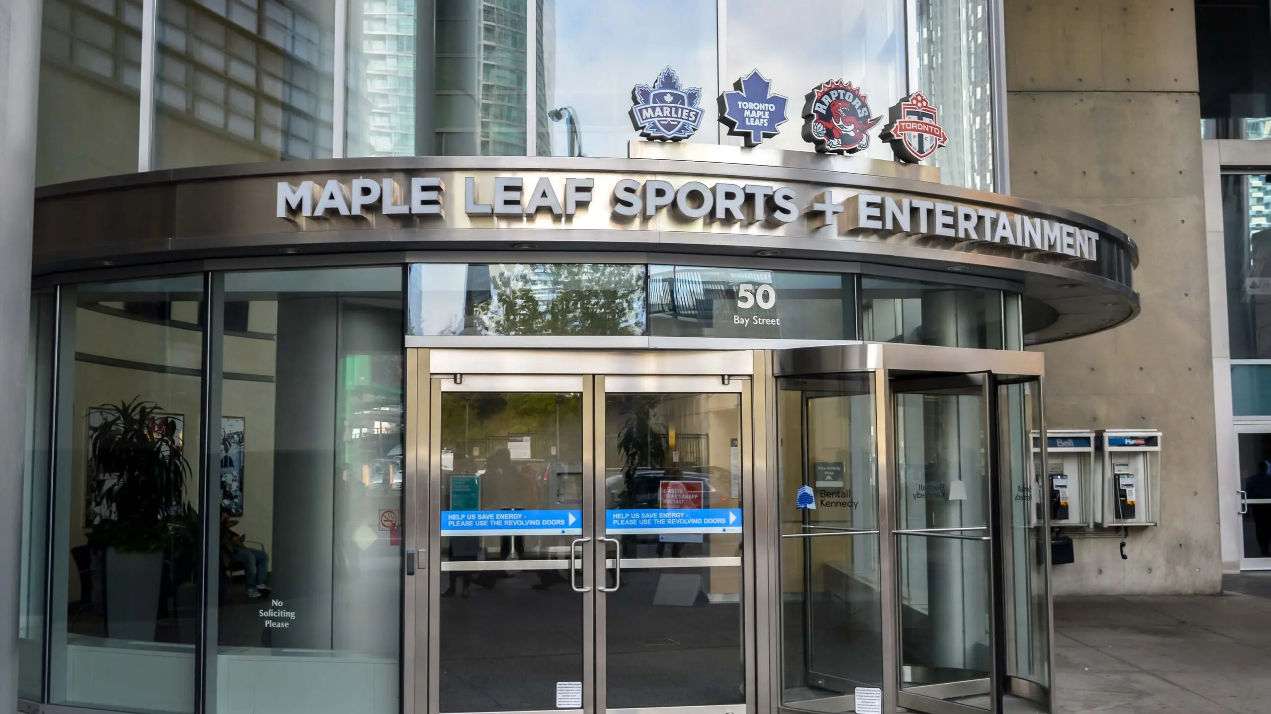 Rogers Secures Approval for Bell's MLSE Stake Acquisition 31