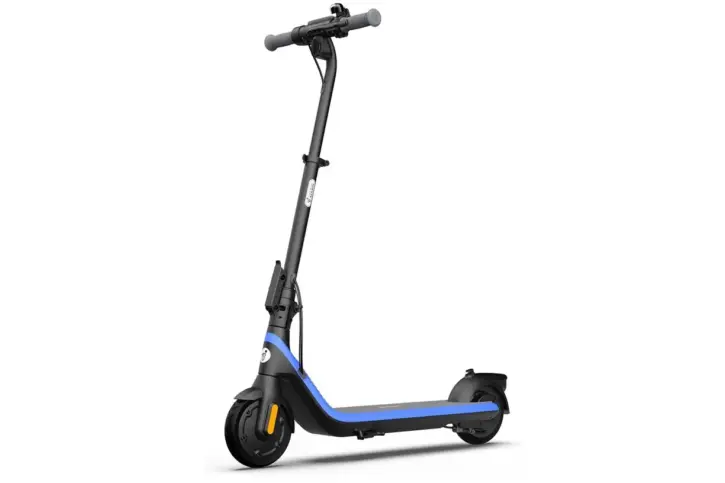 Segway Sells Its Safe Ninebot Electric Scooter at the Price of a Basic Budget Model 38