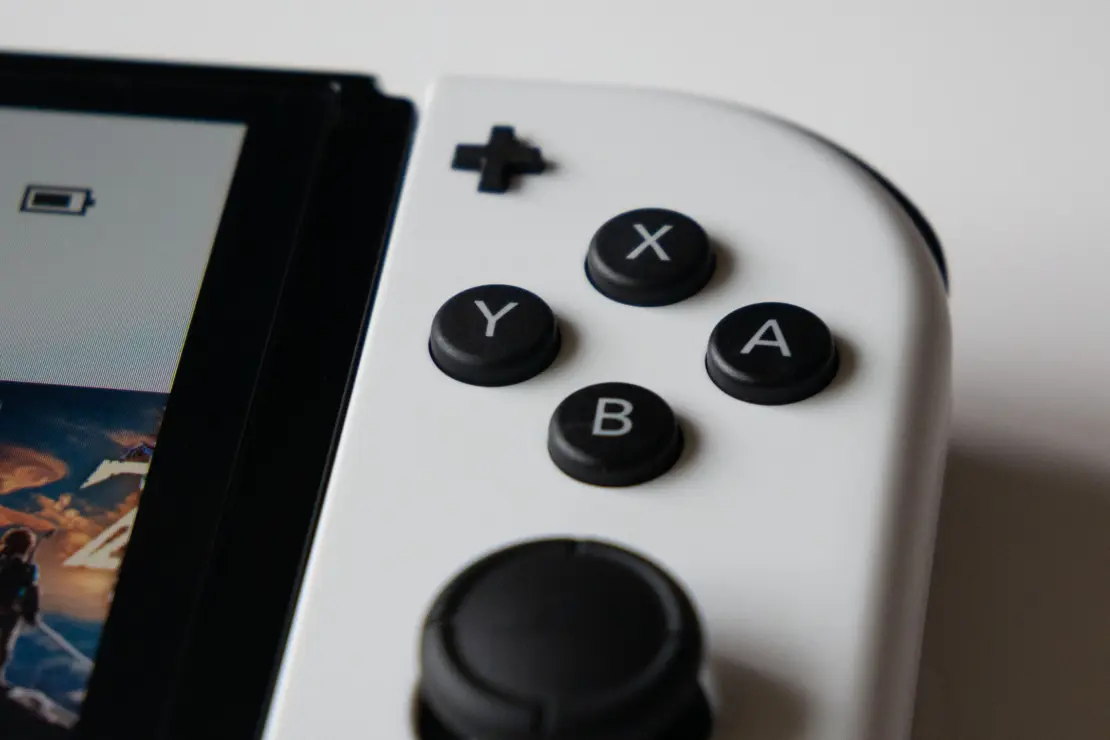 Nintendo Switch Prices Hold Steady in the Refurbished Market Nintendo Switch Prices Hold Steady in the Refurbished Market 33