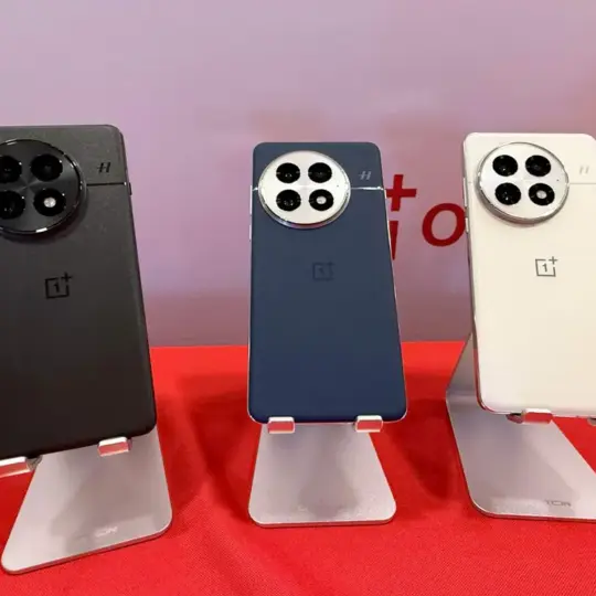 OnePlus 15 to Feature Qualcomm's New Snapdragon 8 Elite Gen 5 OnePlus 15 to Feature Qualcomm's New Snapdragon 8 Elite Gen 5 35