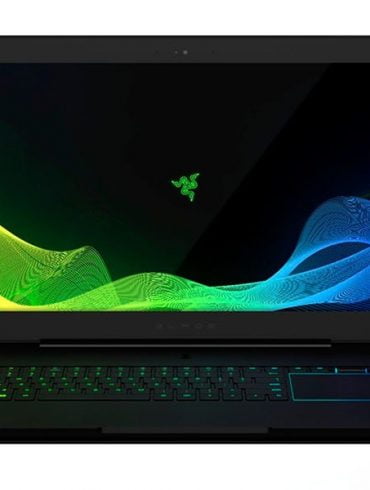 Razer Unveils Project Valerie: World's First Concept Design For Portable Multi-Monitor Immersive Gaming 31