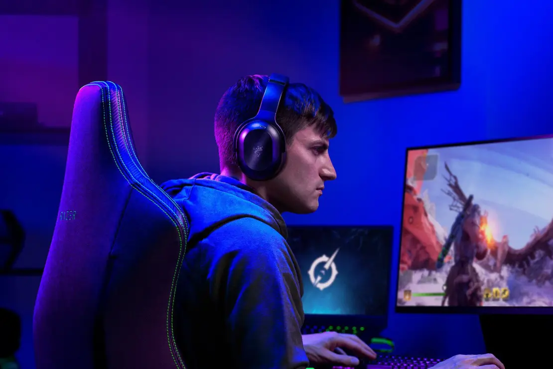 The 7 Best Gaming Headsets That Actually Improve Your Performance (2025 Testing Results) 33