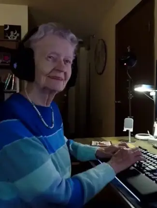 Skyrim Grandma Concludes Her 15-Year Adventure in Skyrim Skyrim Grandma Concludes Her 15-Year Adventure in Skyrim 36