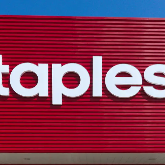 Staples Canada and Allstate Unveil Exciting Electronic Trade-In Program 37
