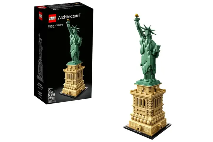 LEGO Statue of Liberty Set with 1,635 Pieces Available at Unbeatable Price on Amazon 35