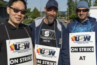 Rogers Technicians on Strike in Abbotsford, B.C. 11