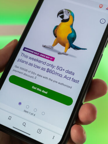 Unlock Savings: Get $10 Off Telus Plans This Weekend!" (53 characters) 36