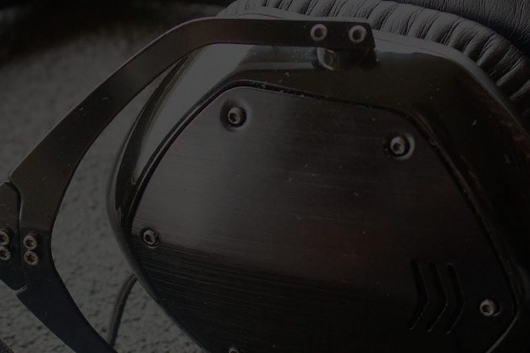 V-MODA: M-100, a Robust Headphone with Cutting-edge Features 38